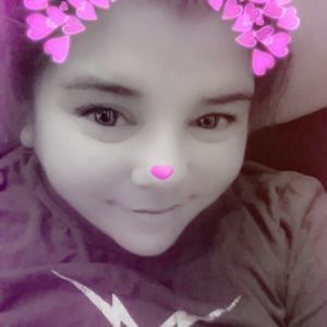 Meet your Posher, Leigh